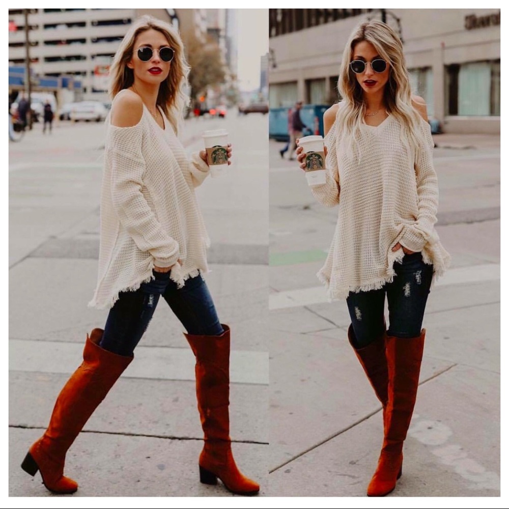 Last one! Heavy knit fringe sweater - Picture 4 of 7